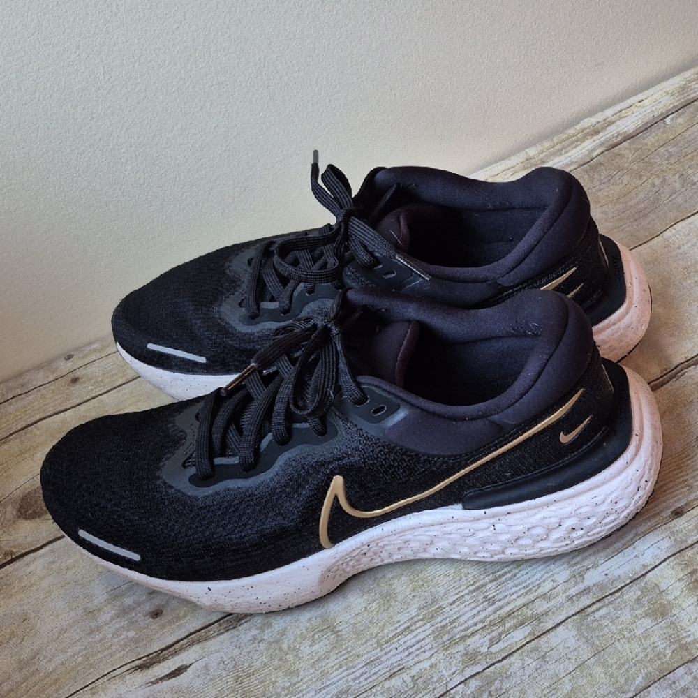 Men's 12 Nike ZoomX Invincible Run Flyknit 'Black Metallic Gold' running shoe